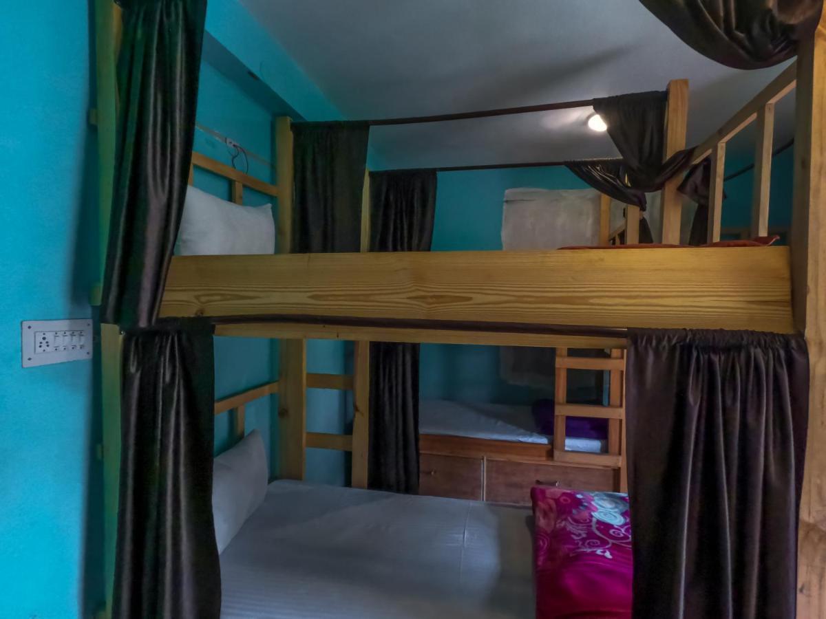 Indian Backpackers Hostel Manāli Eksteriør bilde