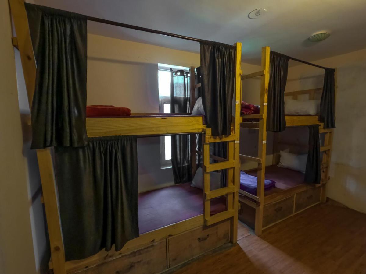 Indian Backpackers Hostel Manāli Eksteriør bilde