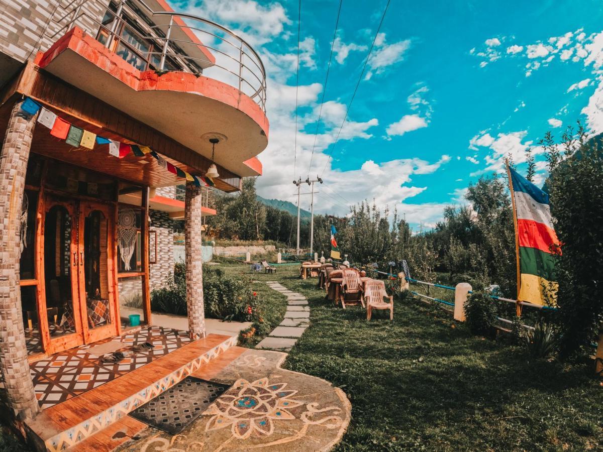 Indian Backpackers Hostel Manāli Eksteriør bilde
